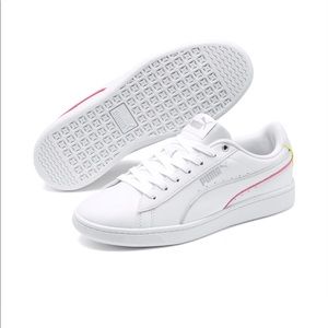 Puma Vikky V2 women’s shoes